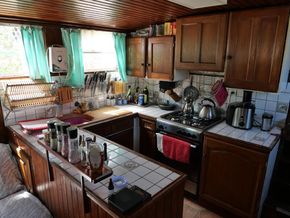 Dutch Motor Barge TJALK - Galley