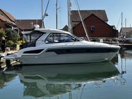 2017 Bavaria S33 HT MASSIVE REDUCTION - Bow & Stern