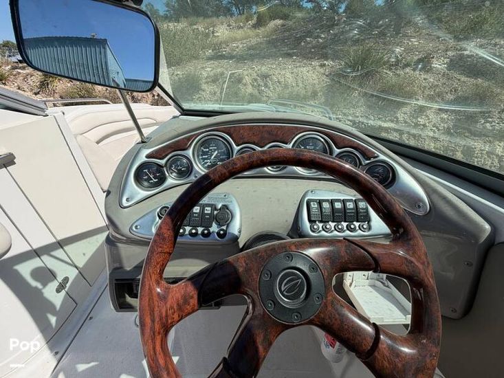 2005 Crownline 240 ex