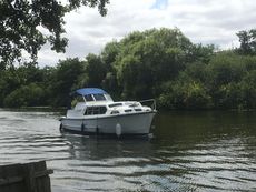 Ocean 30 aft cockpit Inboard Diesel River cruiser, boat