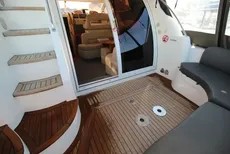 2002 Sealine F37