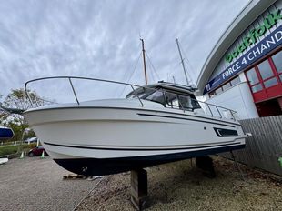 2022 Jeanneau Merry Fisher 795 Series 2