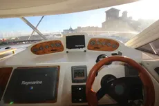 2002 Sealine F37