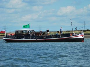 Dutch Barge Rival