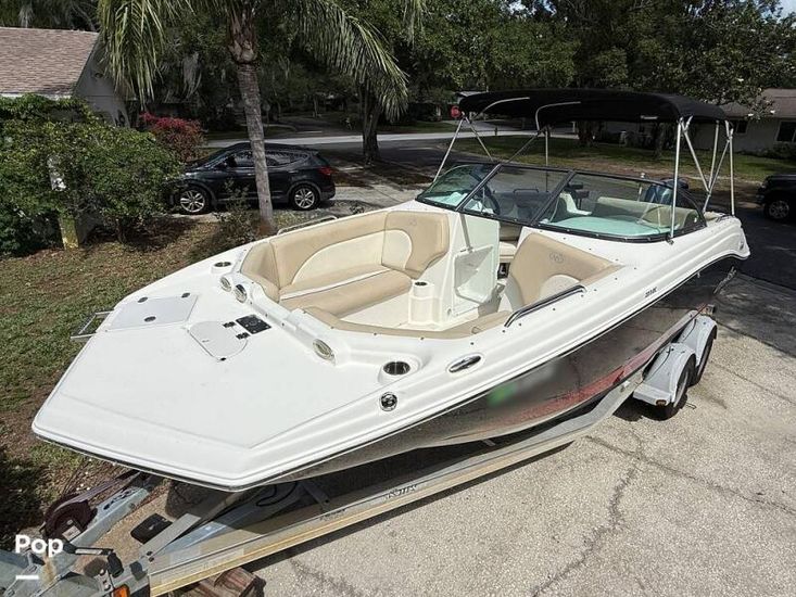 2016 NauticStar 223 DC Sport Deck