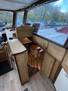 Pinder Dutch Barge, 57' x 13'6