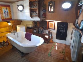 Bathroom Cast Iron Bath