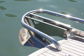 2018 Nimbus 305 Coupé 7