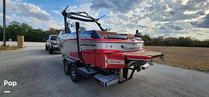 2022 Malibu 23 lsv