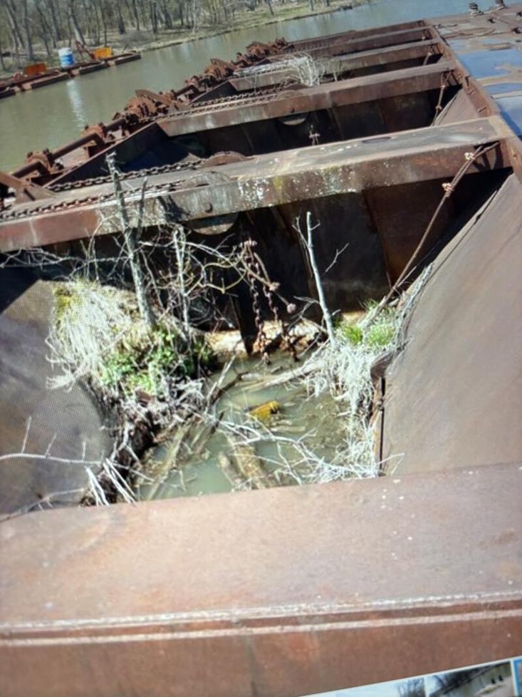 100' x 30' 150 cubic yd Dump Scow For Sale