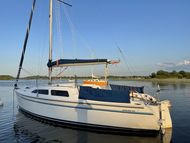 Catalina 250 Sail Boat