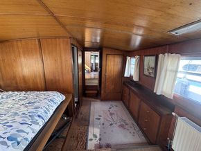 Cabine