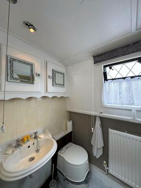 Toiley/Shower Room
