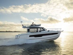 2026 Jeanneau Merry Fisher 1095 Fly Series 2