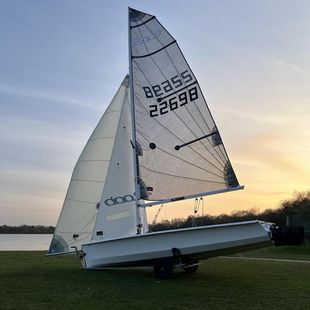 RS 2000 22698