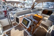 2011 Jeanneau 57