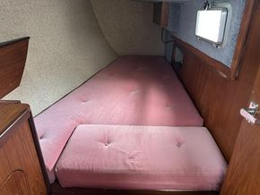 1981 Beneteau First 35 31