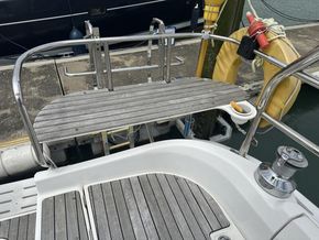 2010 Hunter Legend 41 Deck Saloon 17