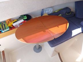 Ocqueteau 645  - Saloon Table