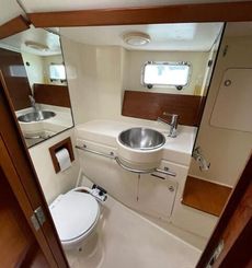 Sun Odyssey 44