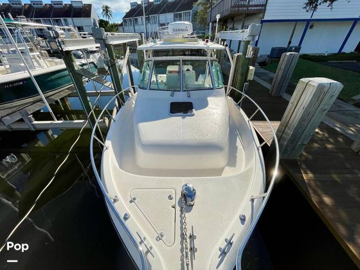 2003 Pursuit 3070 offshore