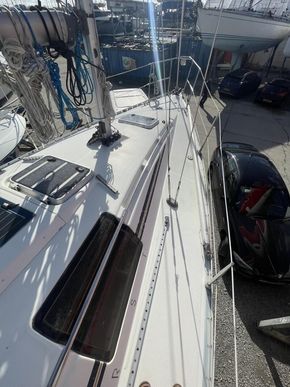 1990 Beneteau First 32s5 7