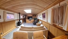Saloon 1 