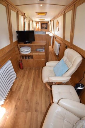 Saloon aft