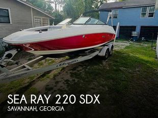 2017 Sea Ray 220 SDX
