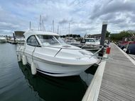 Beneteau Antares 8