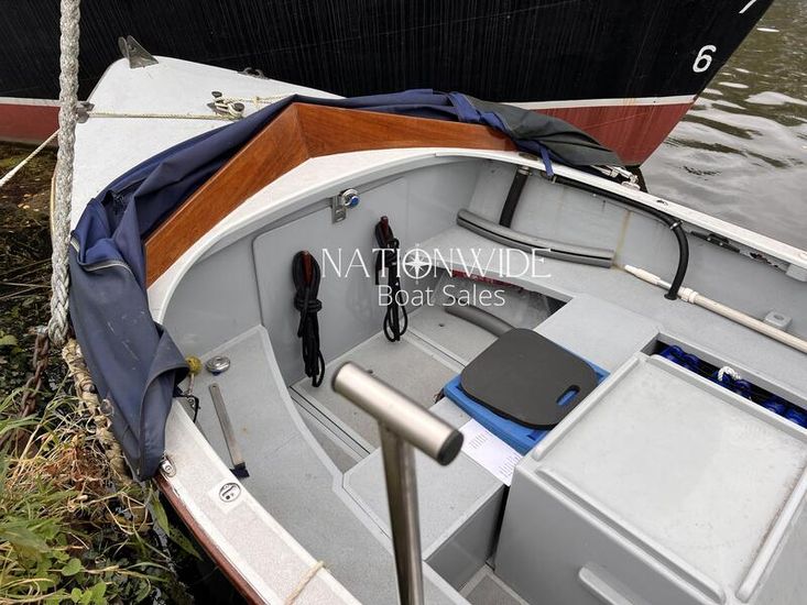 16ft Launch Boat with Trailer
