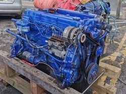 USED Ford Ottosan 2725E 120hp Bobtail Marine Diesel Engine (Pair)