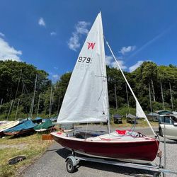 Wayfarer Mark II, sail number 9795