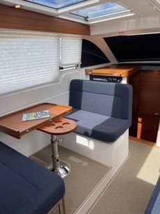 Nimbus 305 Coupe