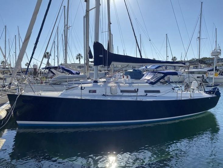 1998 J Boats 32