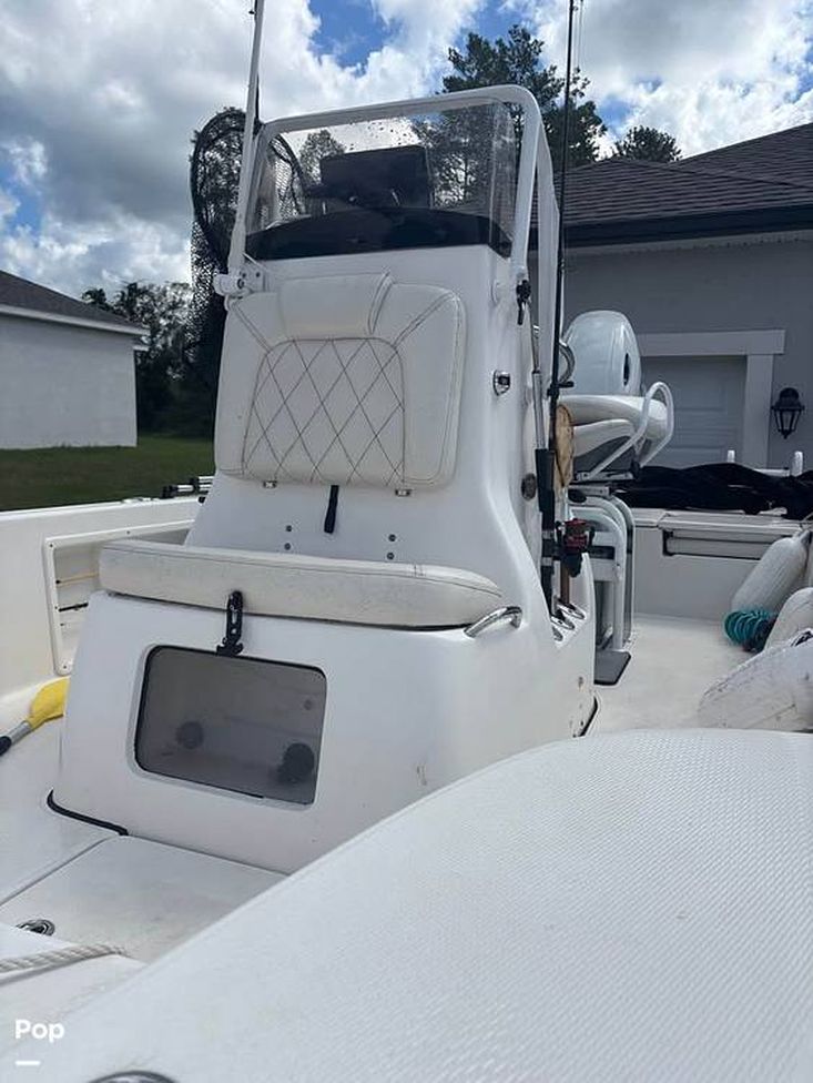 2023 Blue Wave 2200 pure bay