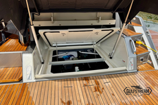 NEW Ex-Demo Cranchi M44 HT w/ Volvo Penta 2xD6 400HP