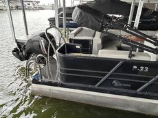 2022 Massimo Marine P23