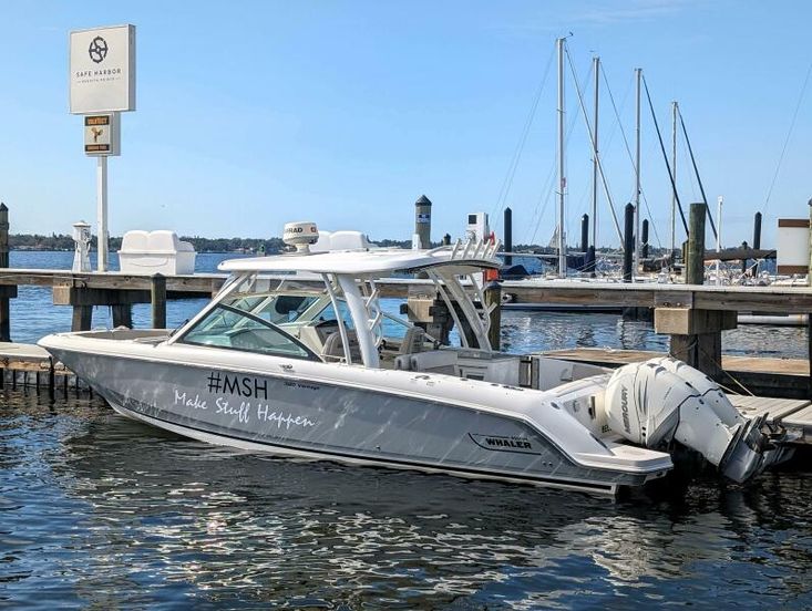 2016 Boston Whaler vantage 32