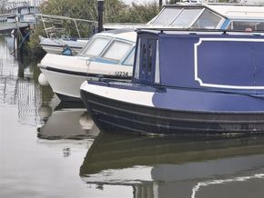STEEL NARROW BOAT CRUISER STERN 45  - Bow