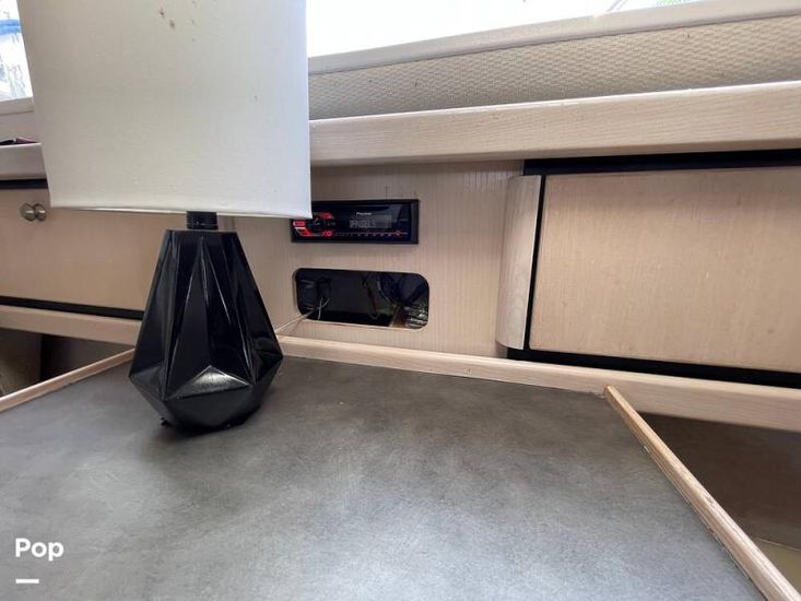 1995 Bayliner 3255 Avanti