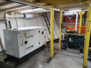 Generator and Aux