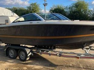 2020 Four Winns H210