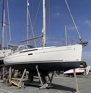 2011 Beneteau Oceanis 31 - Lifting Keel