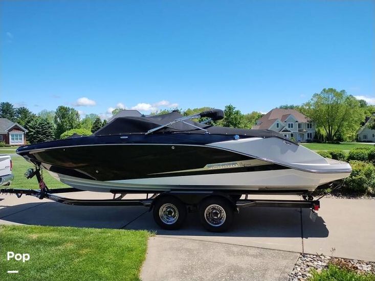 2017 Scarab 255 platinum