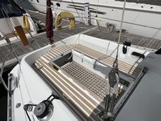 1987 Beneteau First 325