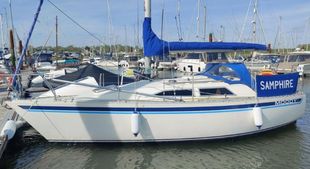 1985 Moody 27