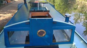 Door and hatch 