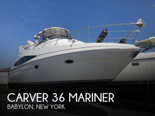 2005 Carver 36 Mariner