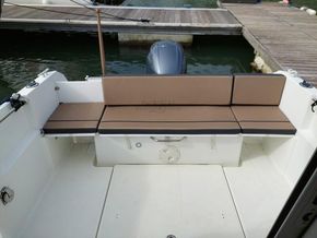 Jeanneau Merry Fisher 695  - Aft Deck